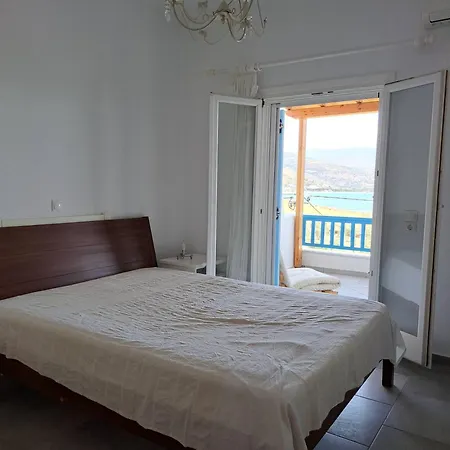 Beachfront Andros Summer בית נופש *