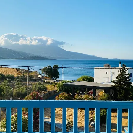 בית נופש Beachfront Andros Summer גאווריון