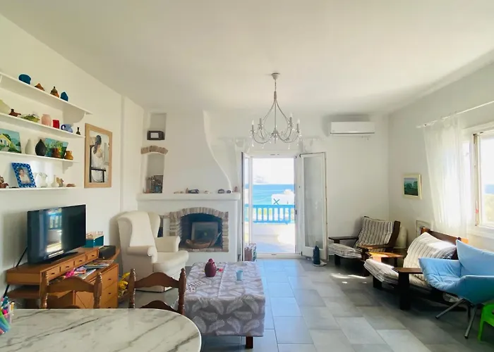 Beachfront Andros Summer * גאווריון