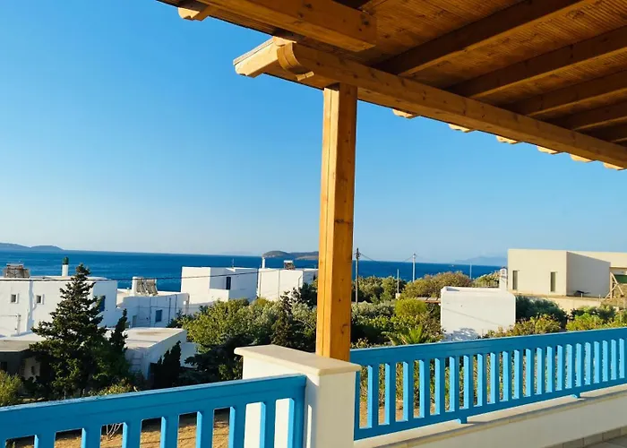 Beachfront Andros Summer בית נופש *